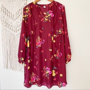 5/$25 Old navy floral long sleeve dress